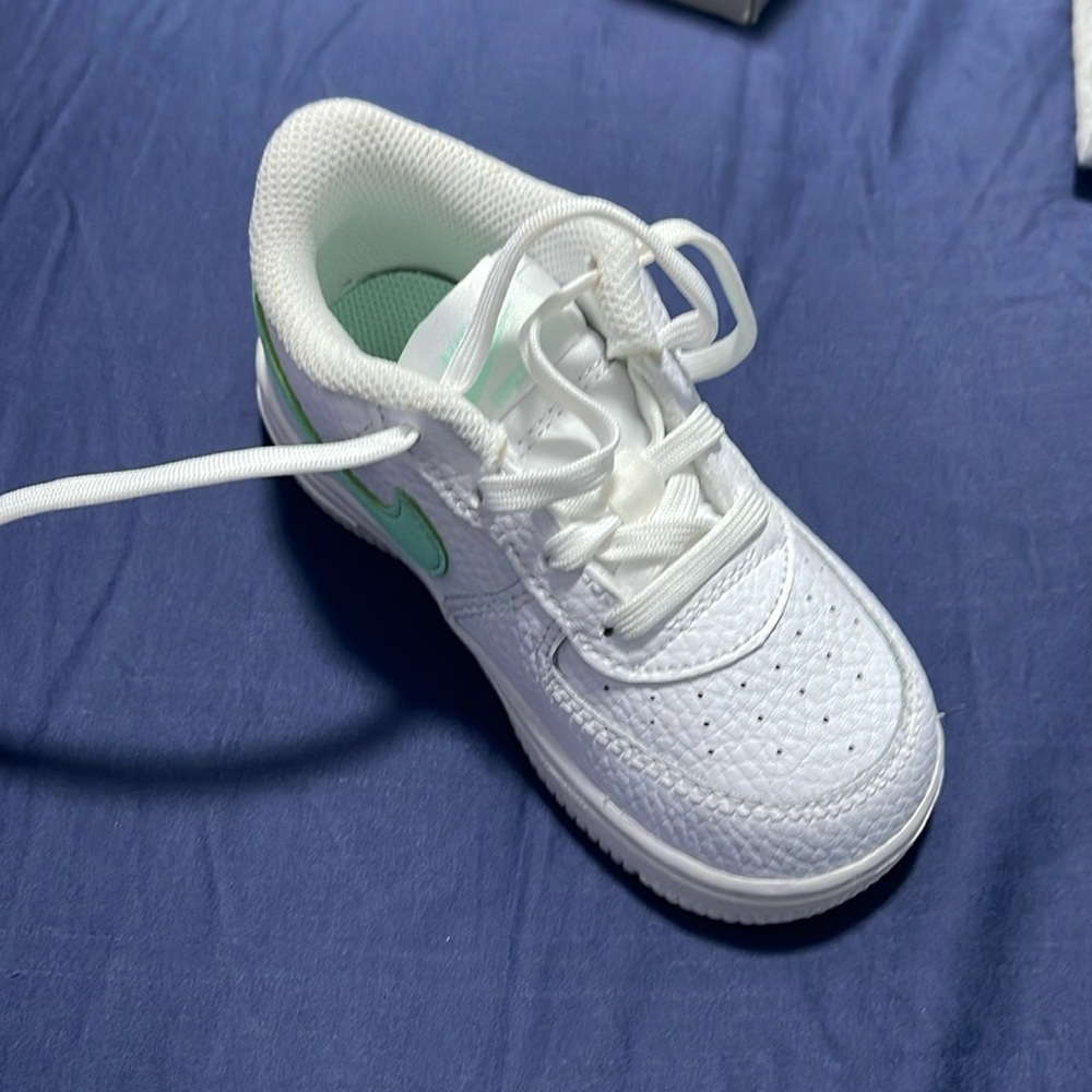 Toddler boy Air Force 1